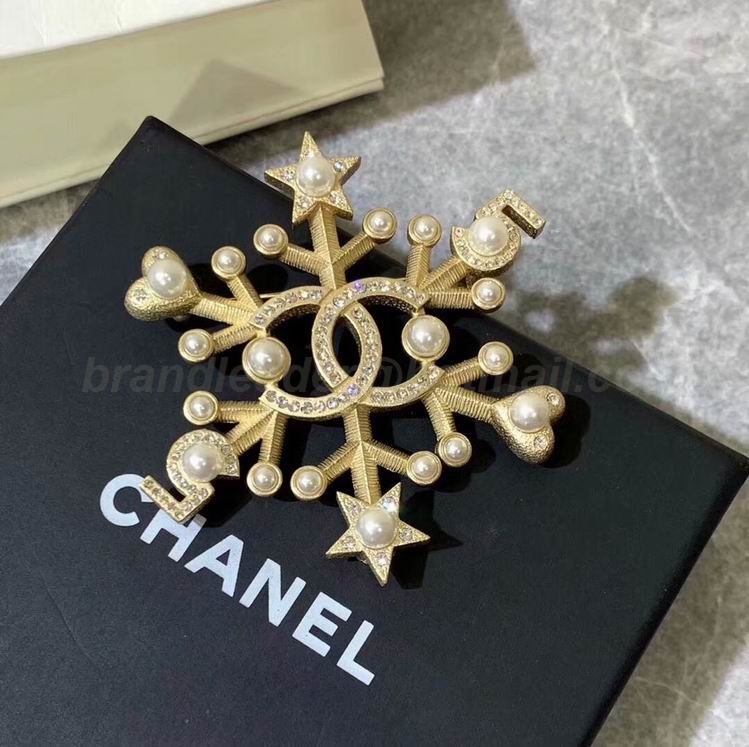 Chanel Brooch 113